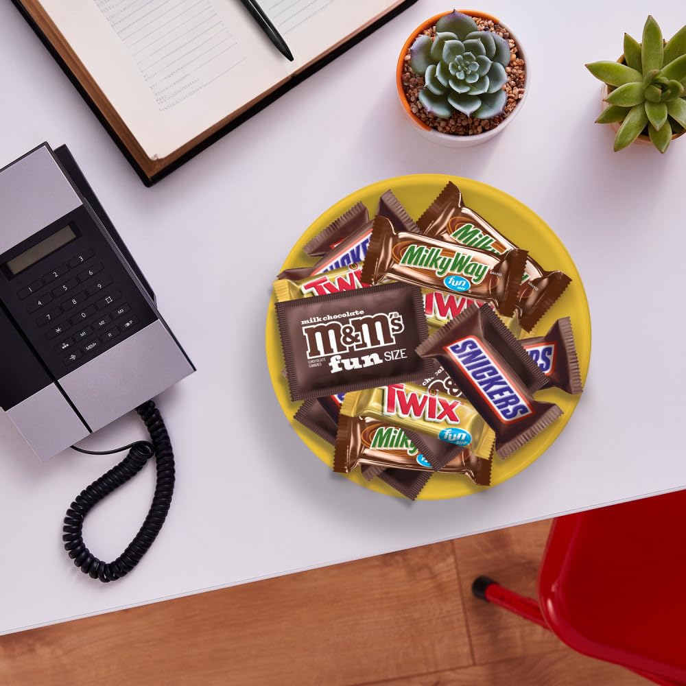 SNICKERS, TWIX & MILKY WAY Minis Assorted Chocolate Candy Variety Pack, Candy Bag, 150 Ct Bulk Bag